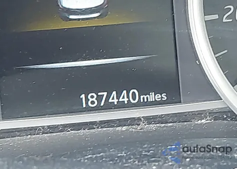 2018 Nissan Sentra Sv z USA, uszkodzony, nr VIN 3N1AB7AP1JL618261